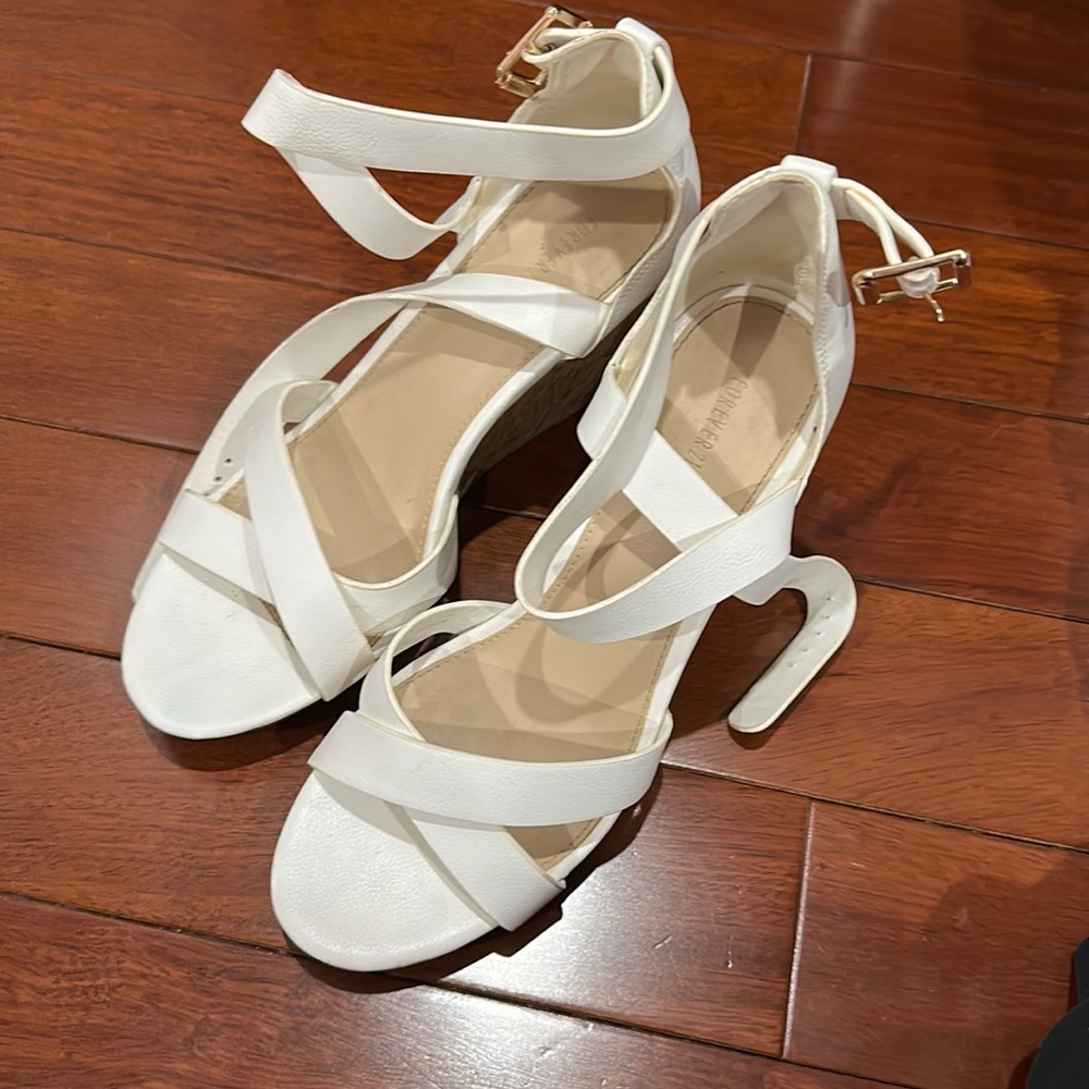 Forever 21 white wedge sandal